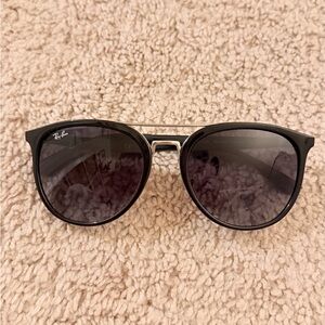 Ray-Ban Black Sunglasses